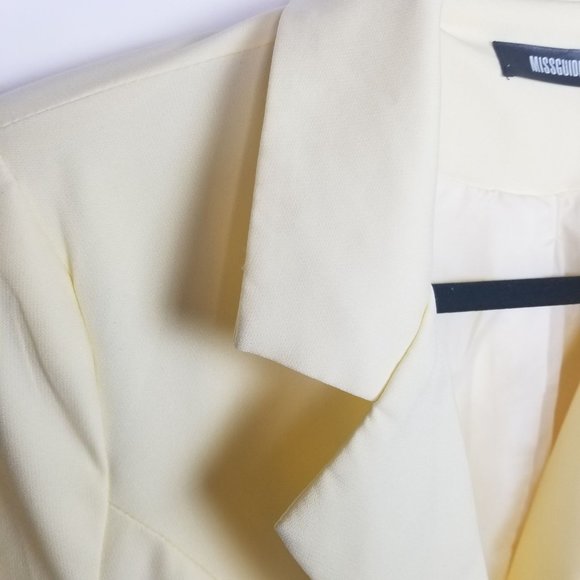 Missguided Women's 4 Butter Yellow Long Sleeve Two Button Blazer Jacket - Picture 5 of 8